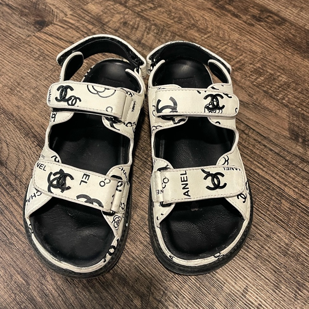 Chanel Sandals - Black and White